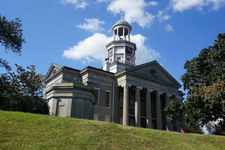 VICKSBURG-COURTHOUSE1